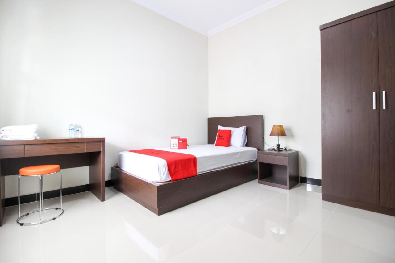 RedDoorz Syariah Plus @ Jakal Bawah 3 Kejayan Luaran gambar