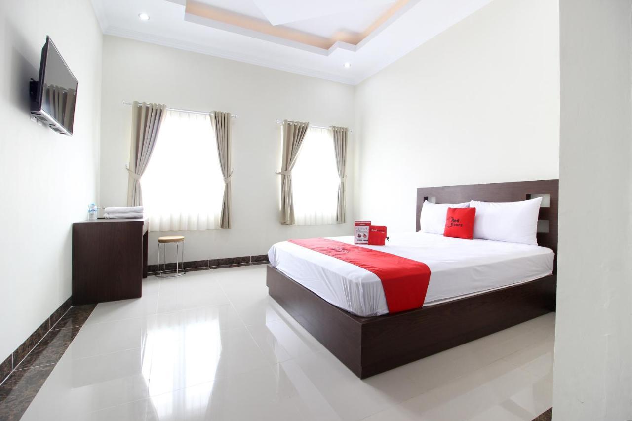 RedDoorz Syariah Plus @ Jakal Bawah 3 Kejayan Luaran gambar